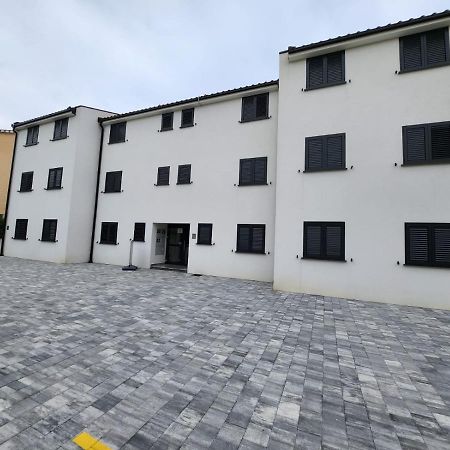 Apartmani M&L I M&J Malinska Kültér fotó